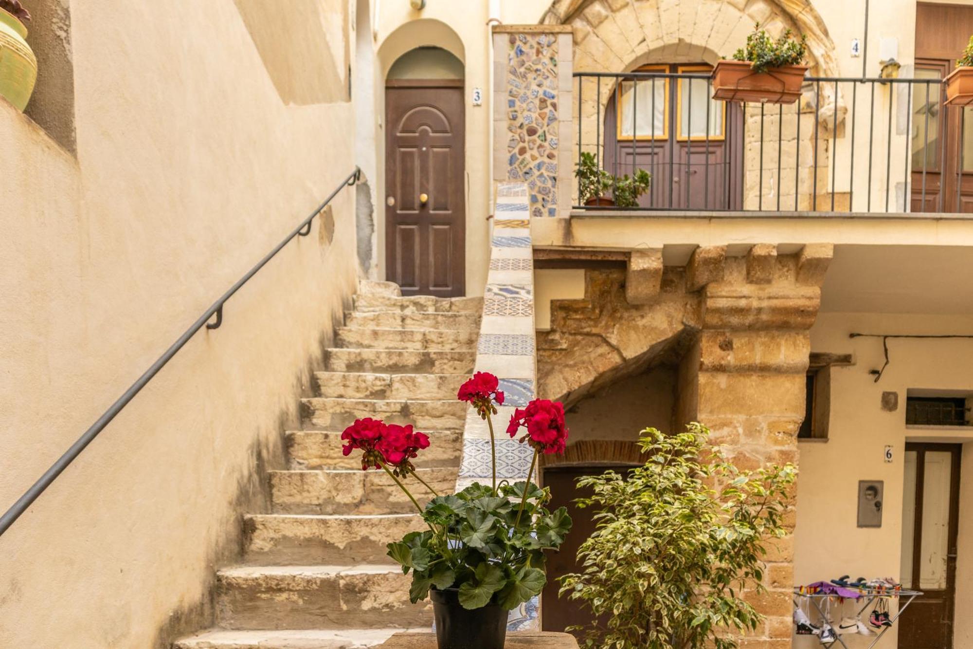 Ferienwohnung Antico Portale Trapani Exterior foto
